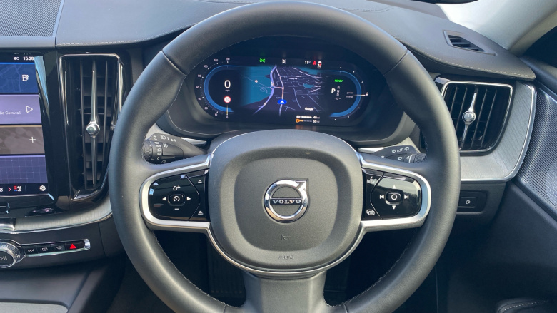 Volvo XC60 2.0 T8 [455] PHEV Ultra Dark 5dr AWD Geartronic Estate